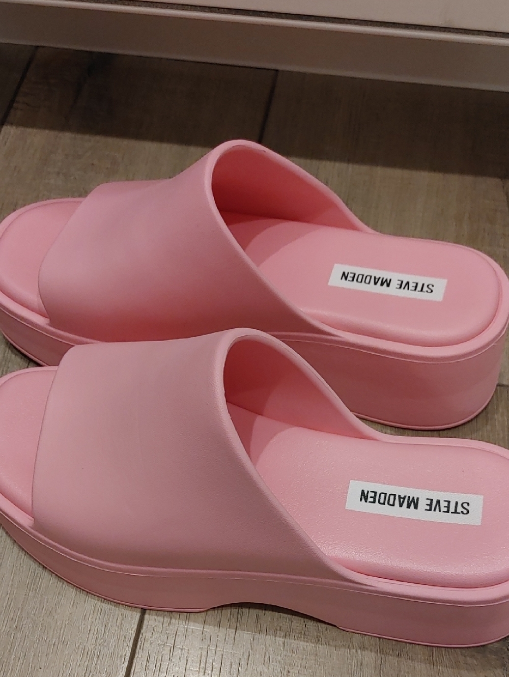 Steve Madden Slinky Platform Sandals 8
